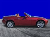 Used 2007 MAZDA MX-5 Miata Grand Touring w/ Interior Trim Pkg image 3