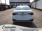 Used 2024 Volkswagen Jetta SE w/ Panoramic Sunroof Package image 4