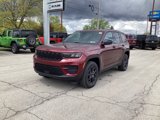 New 2025 Jeep Grand Cherokee Altitude image 3