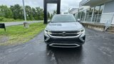 Used 2022 Volkswagen Taos SEL w/ Panoramic Sunroof Package image 3