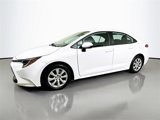 Used 2022 Toyota Corolla LE image 3