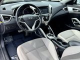 Used 2013 Hyundai Veloster w/ Style Pkg image 5