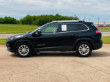 Used 2019 Jeep Cherokee Latitude w/ Popular Appearance Group image 4