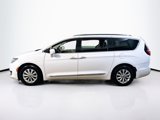 Used 2019 Chrysler Pacifica Touring-L image 4
