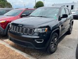 Used 2019 Jeep Grand Cherokee Laredo w/ 18" Wheel & 8.4" Radio Group image 5