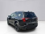 Used 2023 GMC Acadia SLE w/ Driver Convenience Package image 3