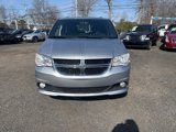Used 2017 Dodge Grand Caravan SXT image 3