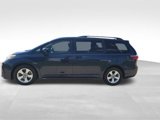 Used 2019 Toyota Sienna LE image 2