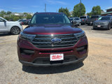 Used 2022 Ford Explorer XLT image 2