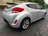 Used 2016 Hyundai Veloster image 6