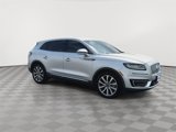 Used 2019 Lincoln Nautilus Select image 2