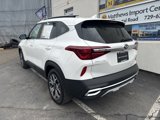 Certified 2021 Kia Seltos EX image 3