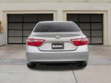 Used 2016 Toyota Camry SE image 5