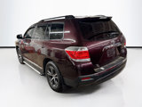 Used 2012 Toyota Highlander SE w/ Tow Pkg image 5