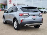 Used 2022 Ford Escape SE image 4