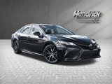 Used 2022 Toyota Camry SE image 2