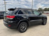 Used 2017 Jeep Grand Cherokee Limited w/ Luxury Group II image 5