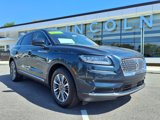 Certified 2022 Lincoln Nautilus AWD w/ Premium Package image 2