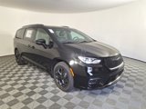 New 2025 Chrysler Pacifica Premium image 2