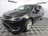 Used 2018 Chrysler Pacifica Touring-L Plus w/ Tire & Wheel Group image 3