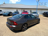 Used 2024 Volvo S60 B5 Core image 5