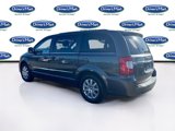 Used 2015 Chrysler Town & Country Touring image 5