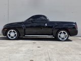 Used 2004 Chevrolet SSR w/ Preferred Equipment Group image 2