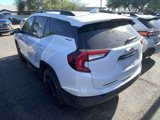 Used 2022 GMC Terrain SLE w/ Driver Convenience Package image 5
