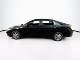 New 2025 Hyundai Elantra SE image 3