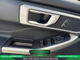 Used 2022 Ford Explorer XLT w/ Equipment Group 202A image 6