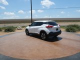 Used 2018 Nissan Kicks SV image 4