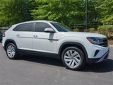 Used 2020 Volkswagen Atlas Cross Sport SE image 2