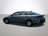 New 2025 Hyundai Elantra SE image 5