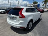Used 2016 Volvo XC60 T5 Platinum w/ Climate Package image 3