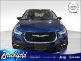 Used 2023 Chrysler Pacifica Touring-L image 2