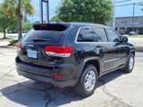 Used 2018 Jeep Grand Cherokee Laredo image 2