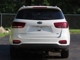 Used 2020 Kia Sorento LX w/ LX I4 Convenience Package image 5