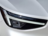 New 2025 Volvo XC40 B5 Core w/ Protection Package Premier image 6