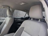 Used 2018 Toyota Corolla LE image 4