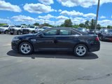 Used 2018 Ford Taurus SEL image 2