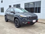 Used 2017 Jeep Cherokee Trailhawk w/ Comfort/Convenience Group image 2