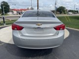 Used 2017 Chevrolet Impala LT w/ Convenience Package image 5
