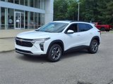 New 2025 Chevrolet Trax LT w/ Sunroof Package image 3