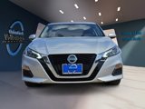 Used 2021 Nissan Altima 2.5 SV image 2