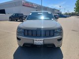 Used 2022 Jeep Grand Cherokee Laredo X image 2