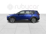 Used 2023 Nissan Rogue SV image 2