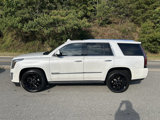 Used 2017 Cadillac Escalade Premium Luxury image 3