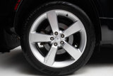Used 2023 Land Rover Defender 110 X-Dynamic SE image 5