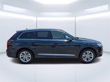 Used 2017 Audi Q7 3.0T Premium Plus image 2