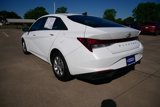 Used 2021 Hyundai Elantra SE image 5